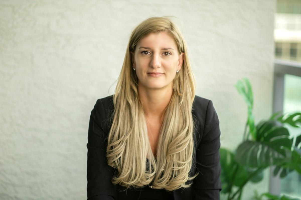 Portrait of testing Ellie Cachette