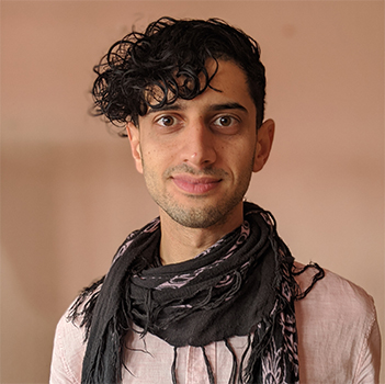 Portrait of testing Justin Ebrahemi