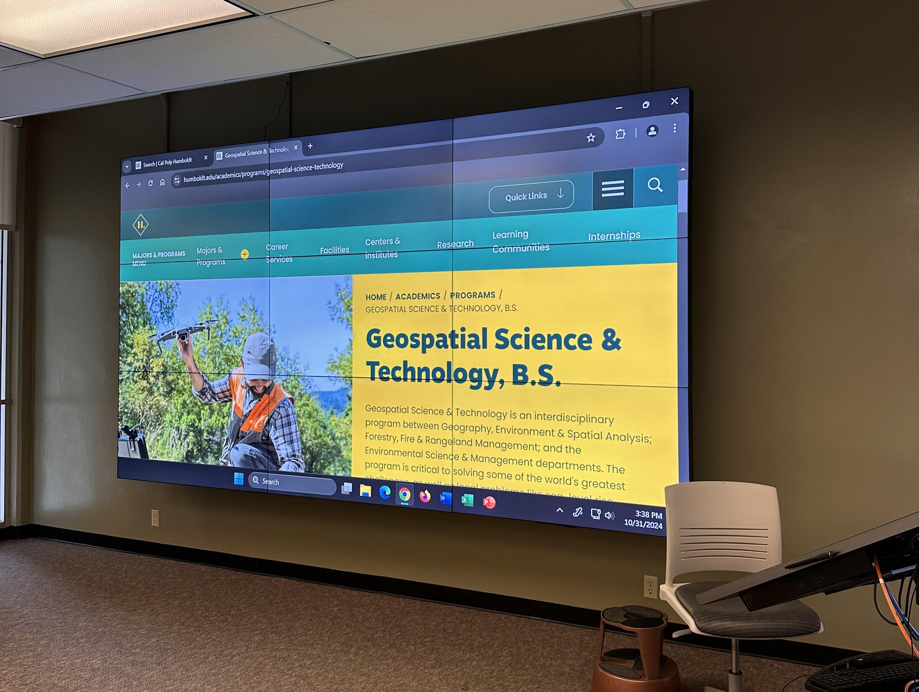 photo of the digital wall in the hall of simulation, 2nd floor of the library