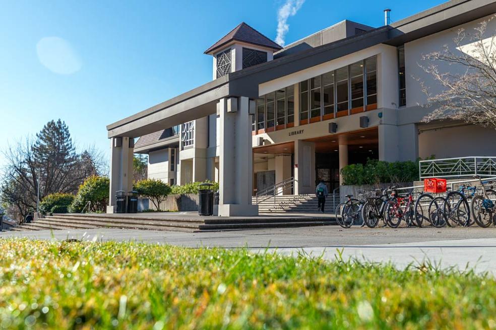 Photo of the front of Cal Poly Humboldt Library.