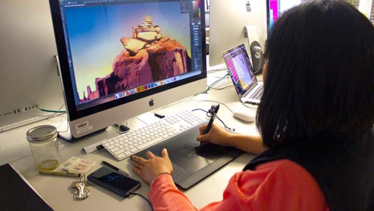 Student working in Digital Lab