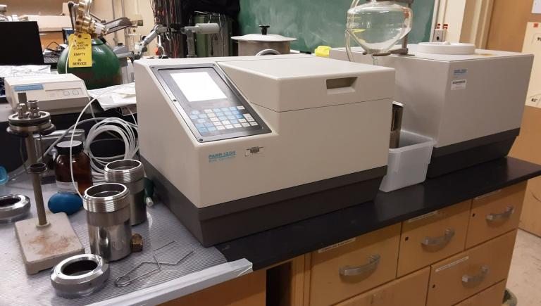 Parr 1266 Adiabatic Constant Volume Bomb Calorimeter