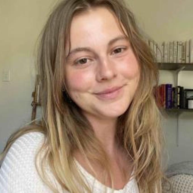 Portrait of Hannah Hartmann