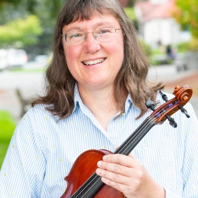 Portrait of Cindy Moyer