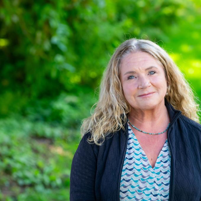 Portrait of Cynthia Le Doux-Bloom