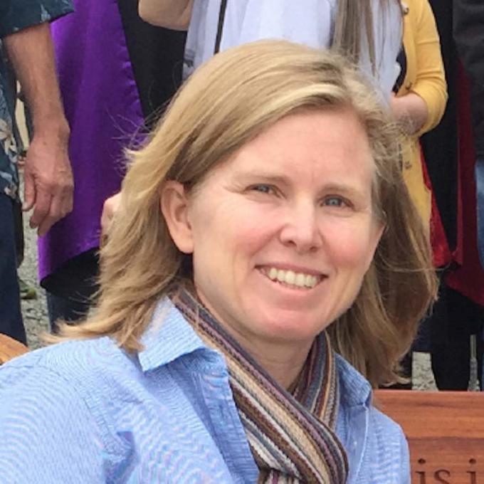 Portrait of Sara Hart