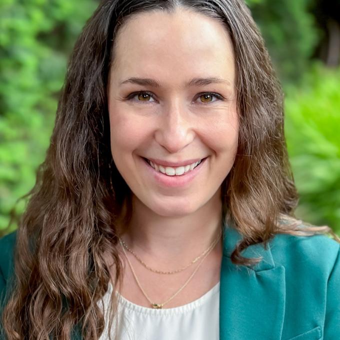 Portrait of Melissa Hutsell