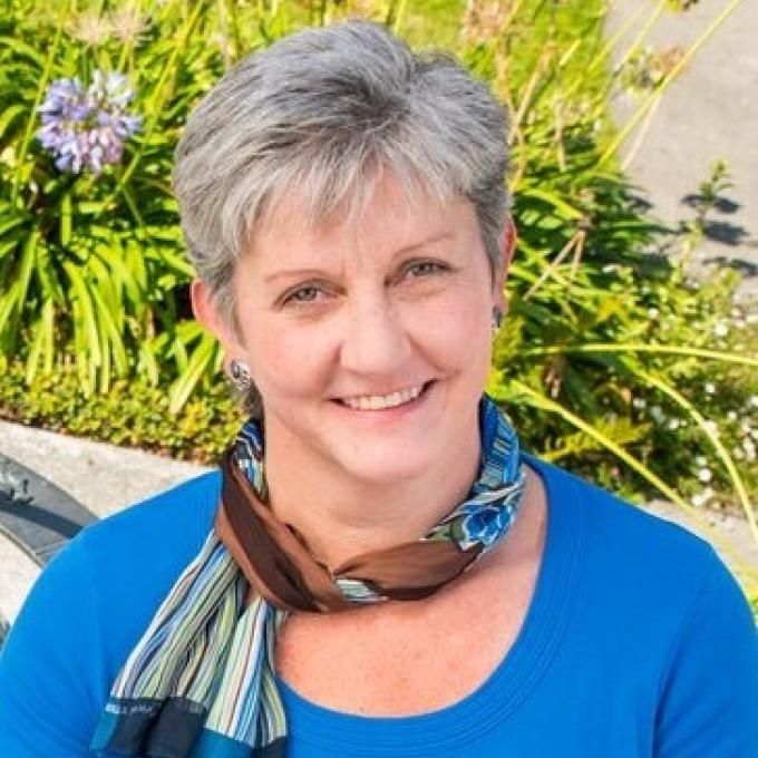 Portrait of Alison Holmes