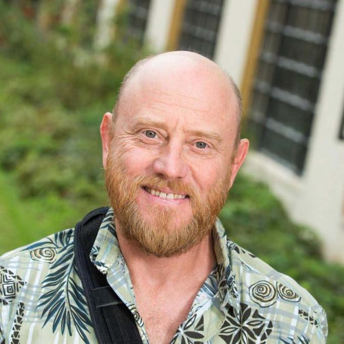 Portrait of Derek Shaw