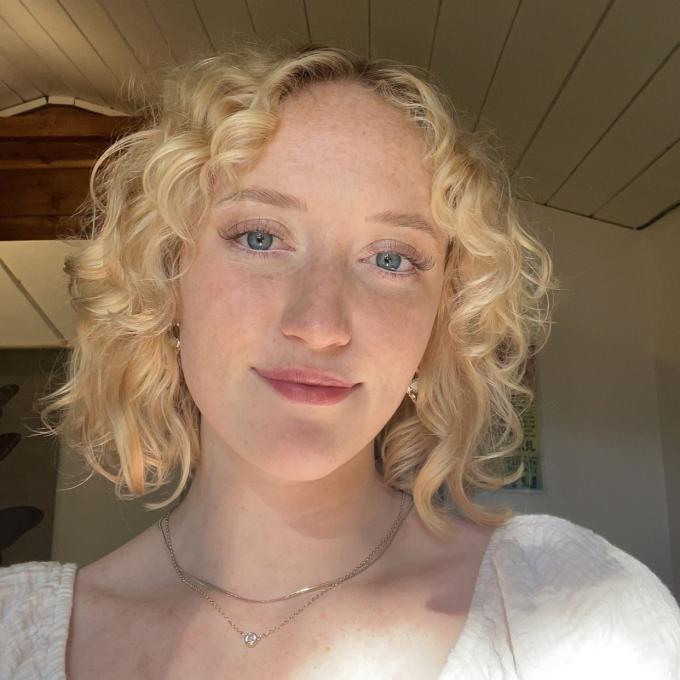 Portrait of Maddie Grubbs