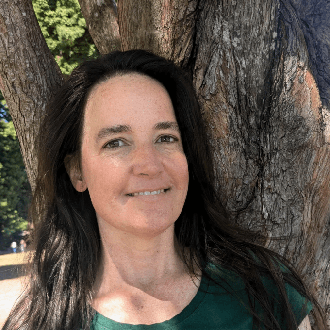 Portrait of Shannon Crans