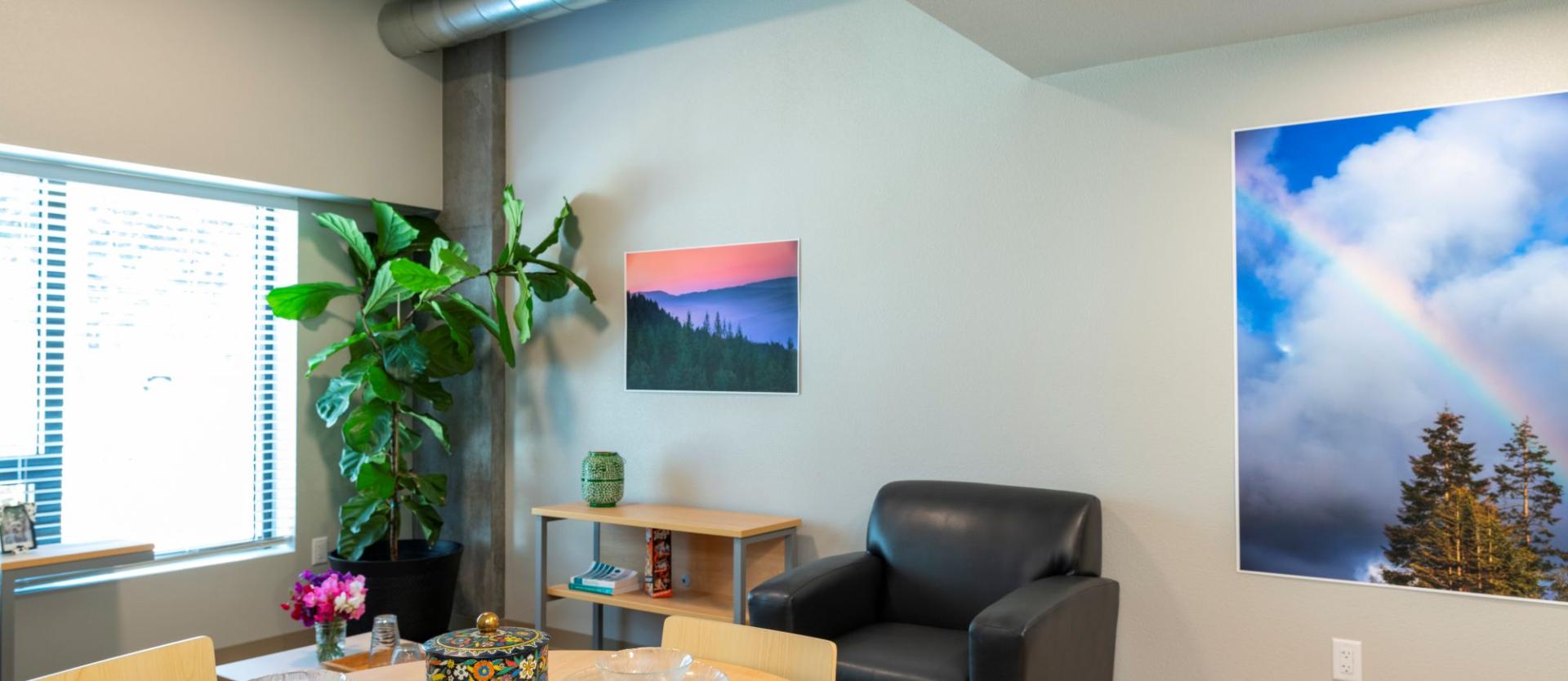 dining table in shared living space in residence hall