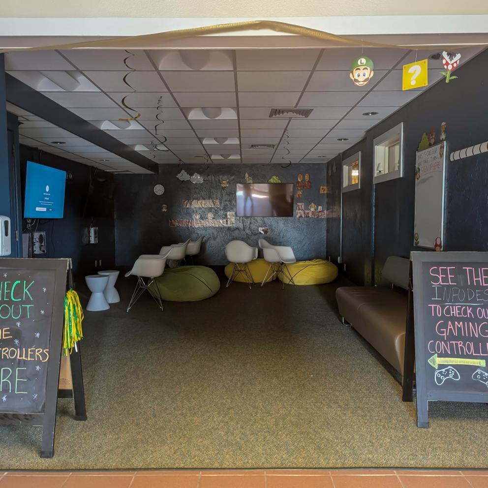 image of entry to Gutswurrak Student Activities Center