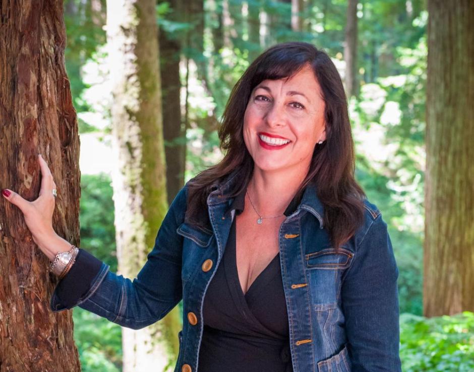 A photo of Cassandra Hesseltine 