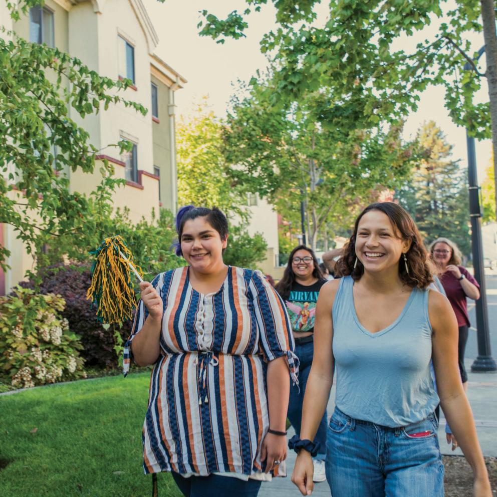 Students tour residence halls